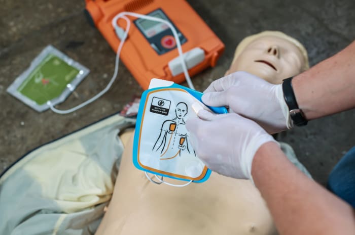 bls defibrillatore